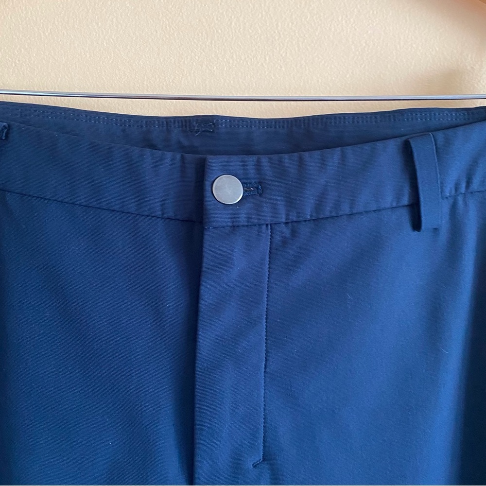 Lululemon Commission Pant Men 36 Classic *Warpstreme 32" True Navy Golf FLAW - Picture 5 of 13